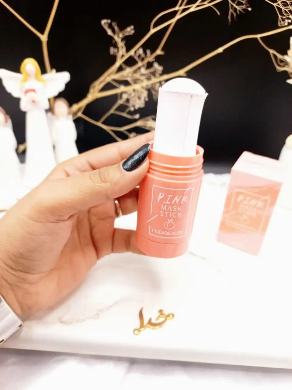 ماسک استیکی با عصاره توت فرنگی Sticky mask