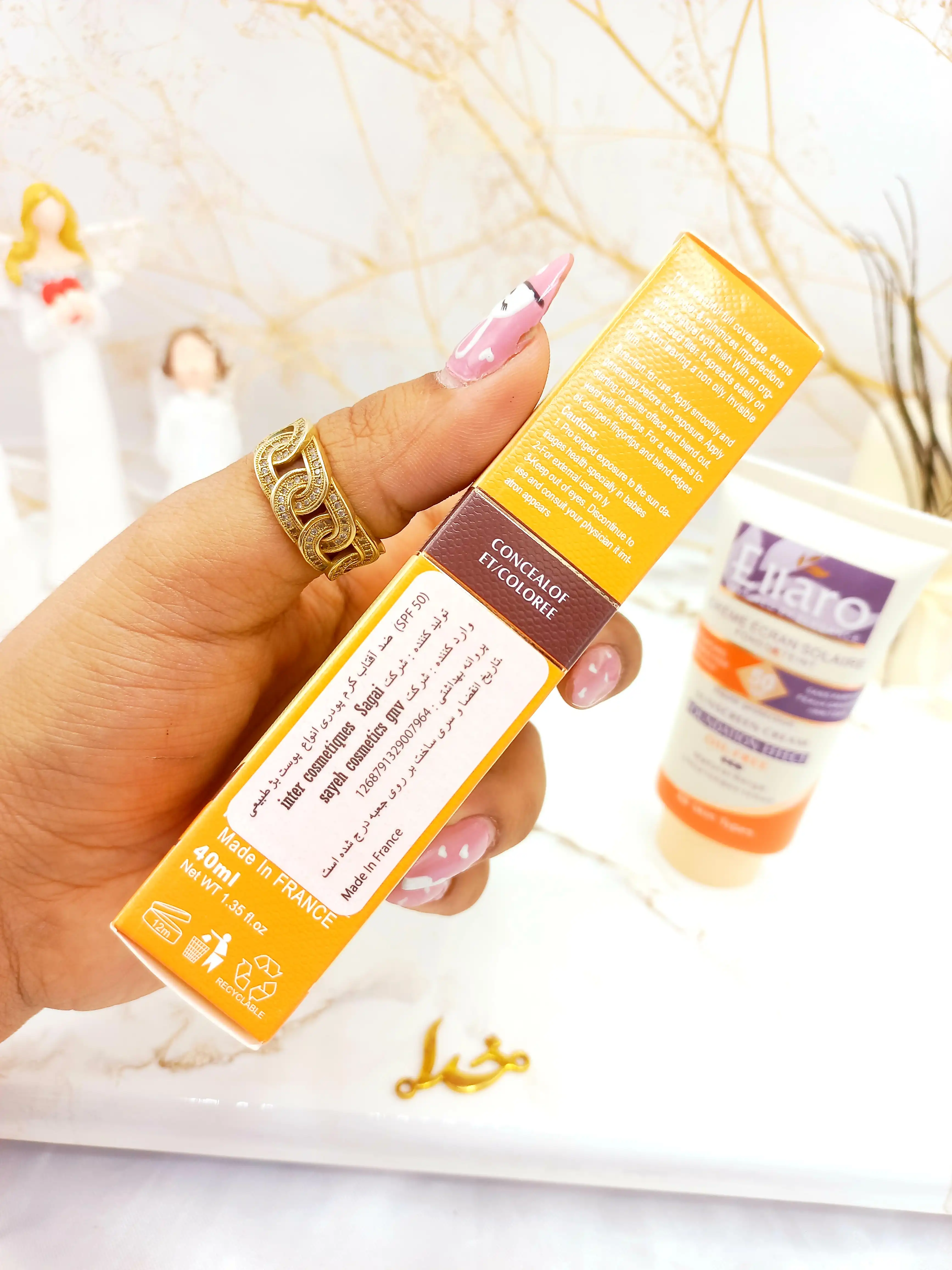 ضد آفتاب رنگی الارو SPF 50 مدل کیفیت بالا