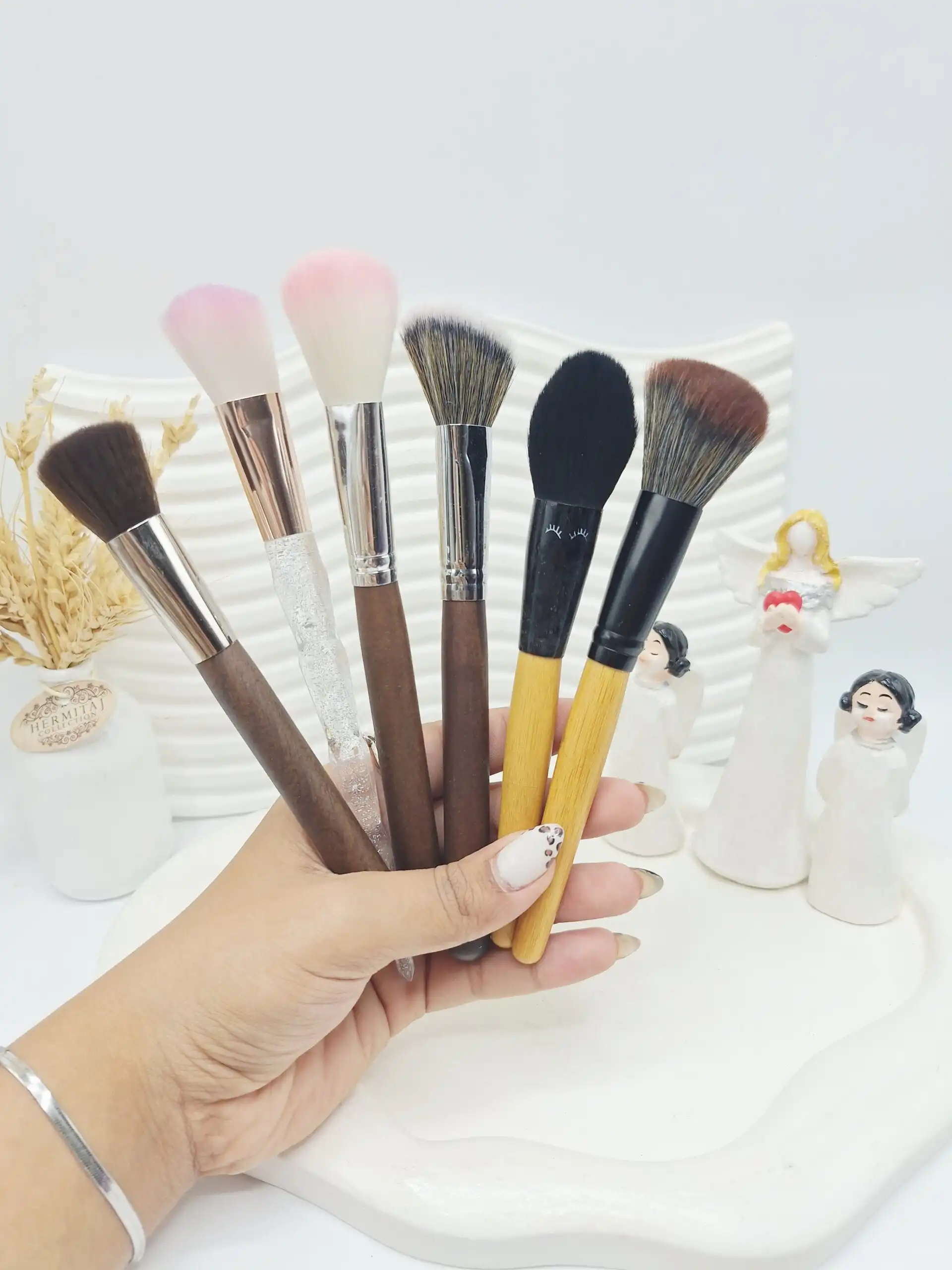 براش میکاپ در طرح و سایز های متفاوت (ارسال به صورت کاملا رندم)